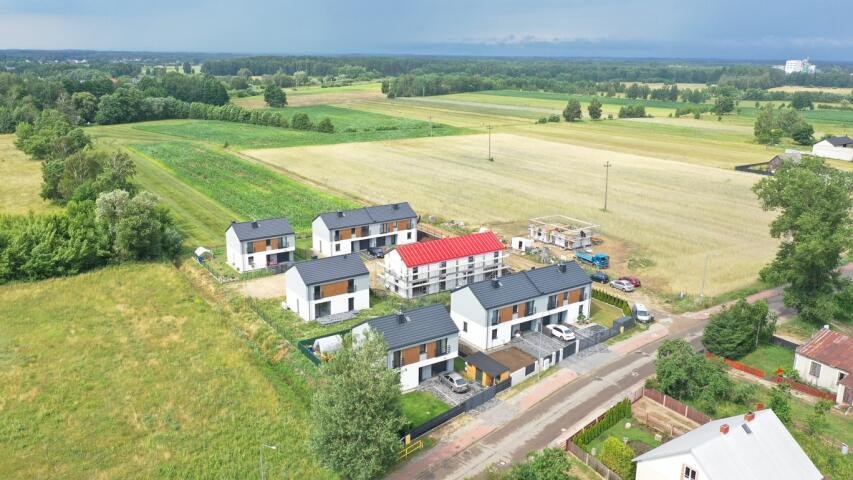 Zapraszam do obejrzenia nowoczesnego domu 108,56 m² z ogródkiem i garażem Ostrołęka, Wierzbowa  109m2 Foto 1