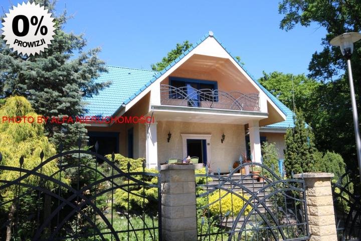 Dom na sprzedaż Wierzbna, Okolice Świdnicy  355m2 Foto 1