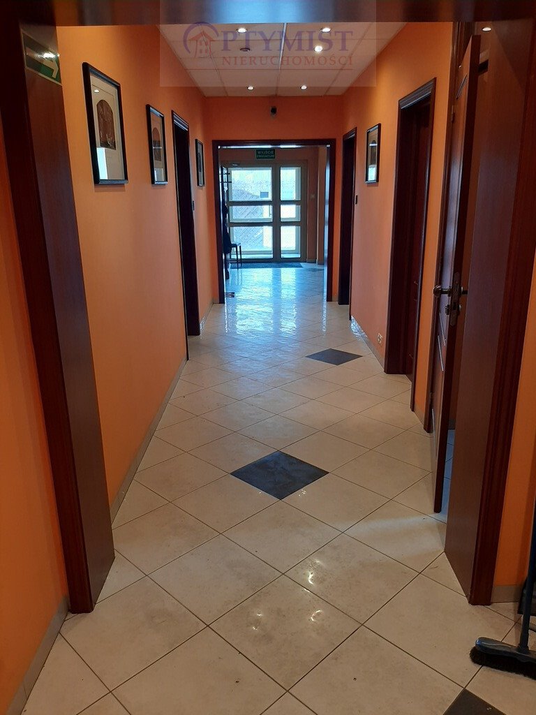 Dwupoziomowy lokal biurowy 300 m² z parkingiem - polecam! Opacz-Kolonia  300m2 Foto 1