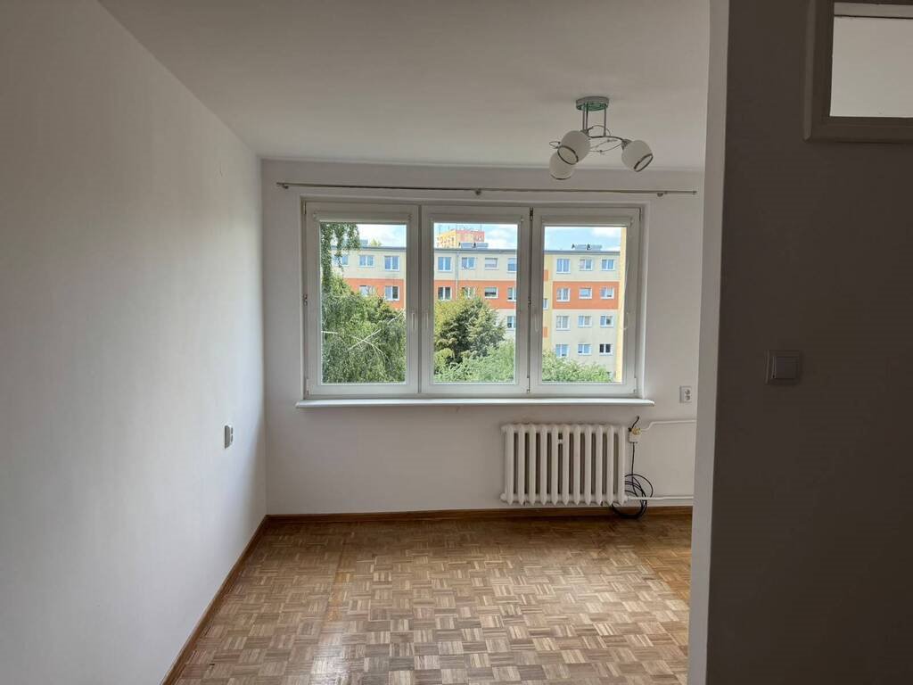 Do sprzedania przestronna kawalerka 33,36 m² z potencjałem inwestycyjnym Gdynia, Rolnicza  33m2 Foto 1
