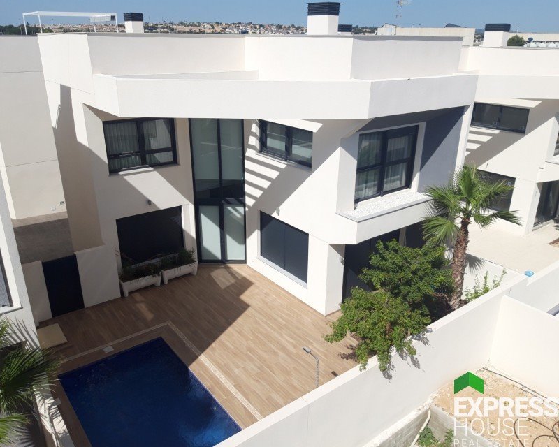 Mieszkanie czteropokojowe  na sprzedaż Hiszpania, Villajoyosa  154m2 Foto 1