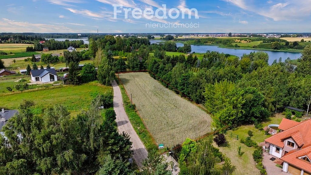 Działka 2900 m² z mediami, las i jezioro blisko Dół  2 900m2 Foto 1