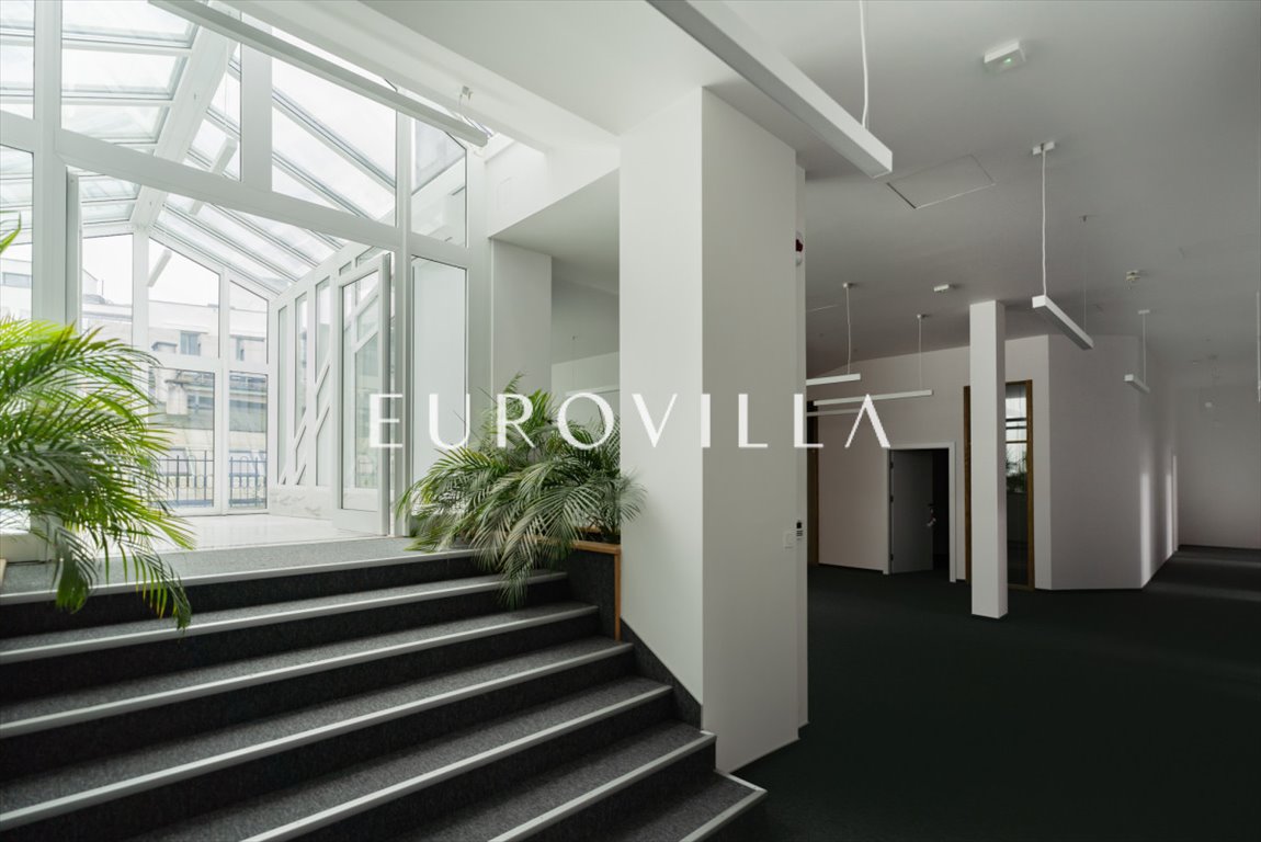 Lokal użytkowy na wynajem Warszawa, Śródmieście  656m2 Foto 1