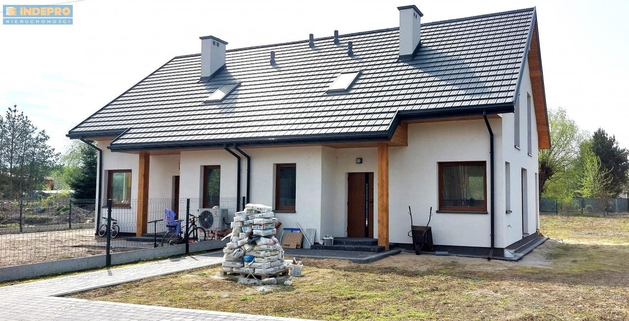 Dom na sprzedaż Sieraków, Sienkiewicza  102m2 Foto 1