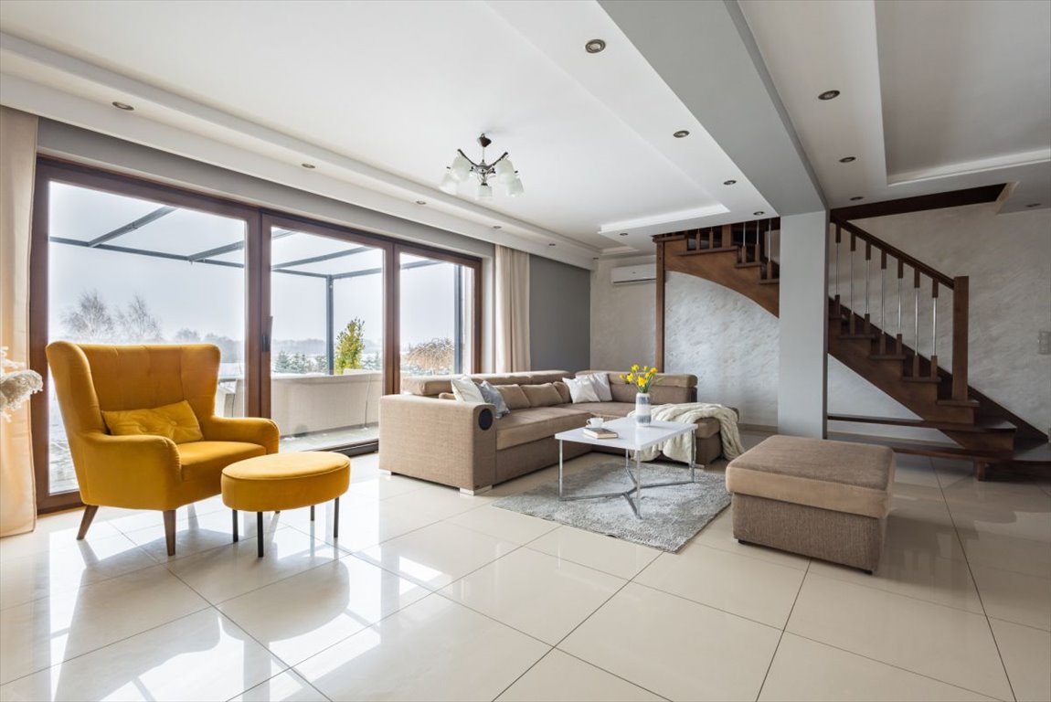 Przestronny dom 305 m² w otoczeniu natury i blisko S5 Jamielnik, Jana Pawła II  305m2 Foto 1