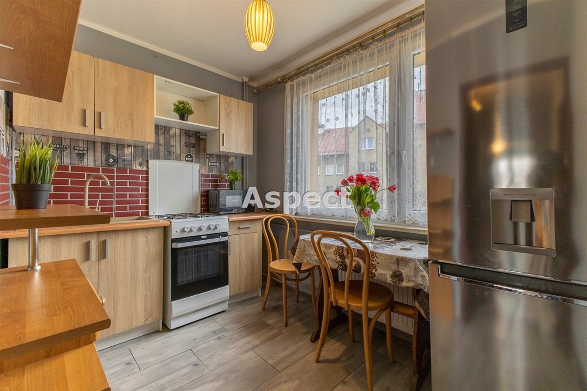 Mieszkanie trzypokojowe na sprzedaż Zabrze, Guido  63m2 Foto 1