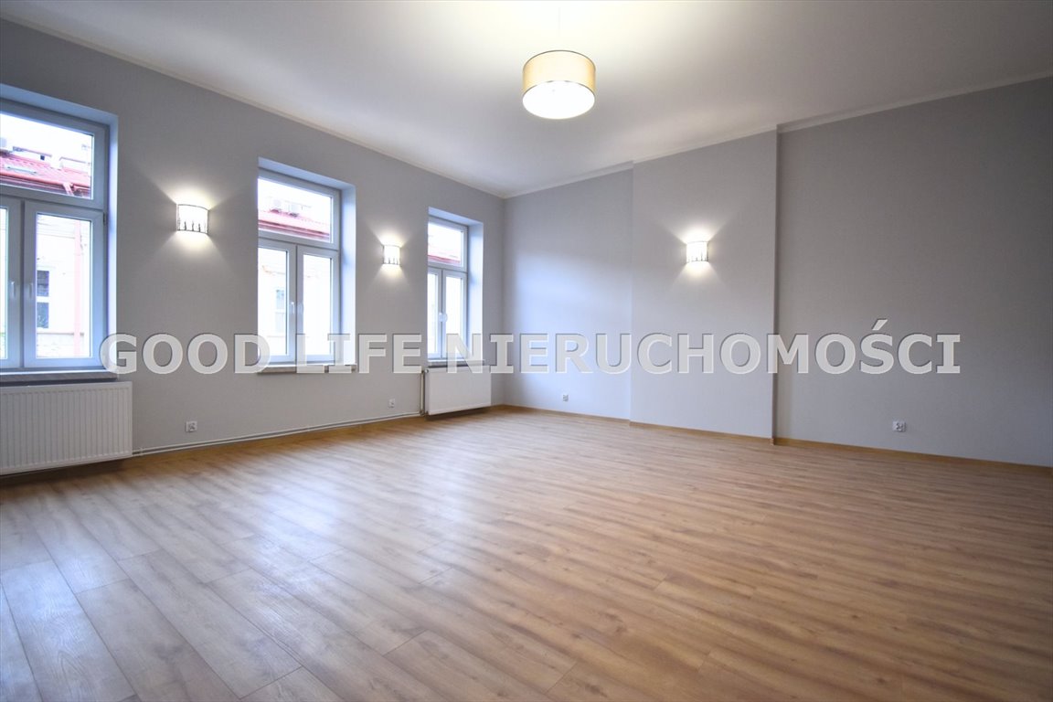 Lokal użytkowy na wynajem Rzeszów, Zamkowa  60m2 Foto 1