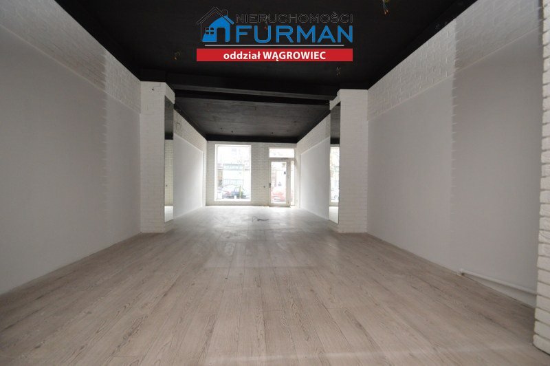 Lokal handlowo-usługowy 74,6 m² z witryną w centrum Wągrowca polecam! Wągrowiec  75m2 Foto 1