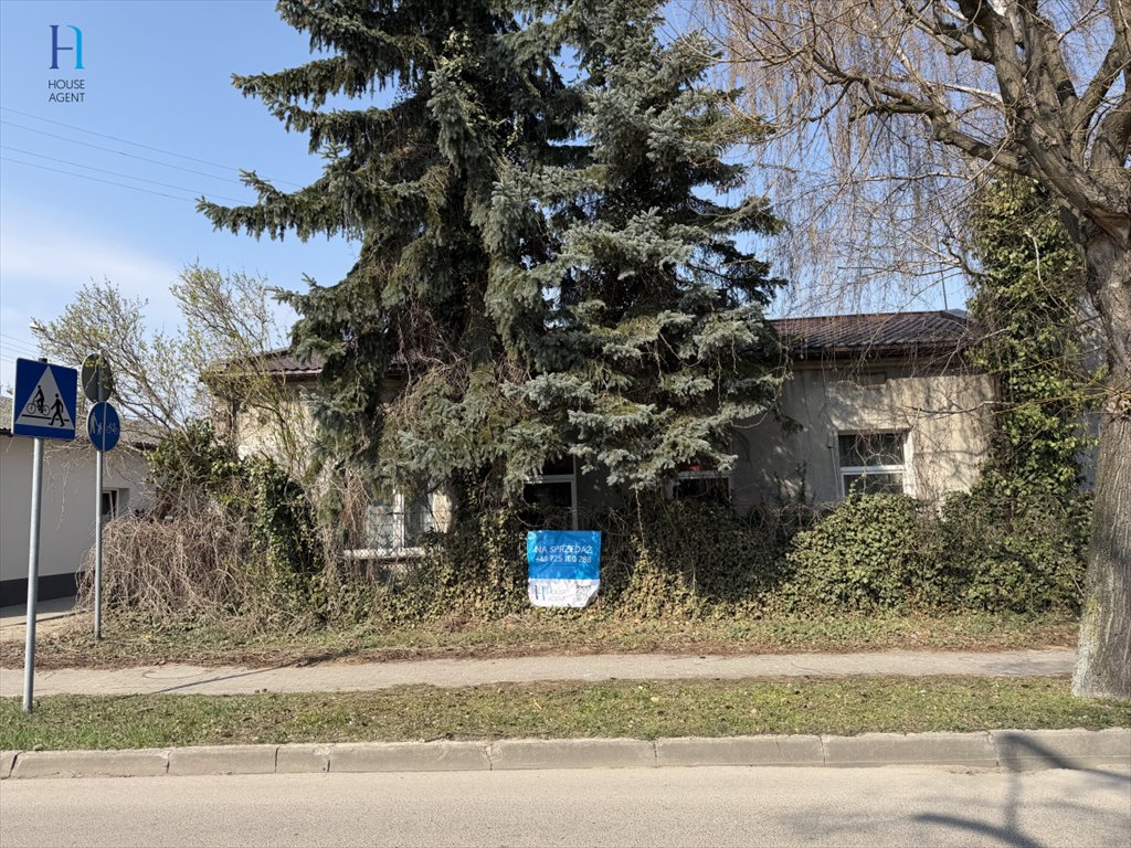 Dom do remontu lub rozbiórki w Łowiczu, 114 m², działka 354 m² Łowicz, Adama Mickiewicza  114m2 Foto 1
