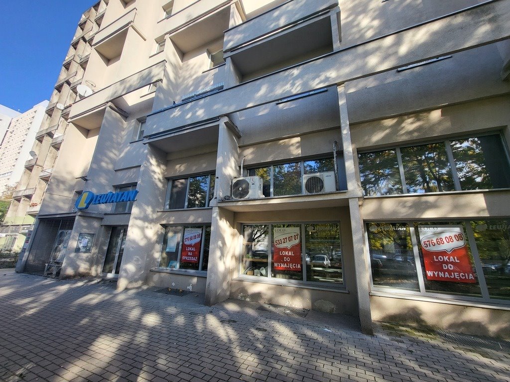 Lokal usługowy na Piotrkowskiej z 7 witrynami i parkingiem Łódź, Śródmieście, Piotrkowska  242m2 Foto 1