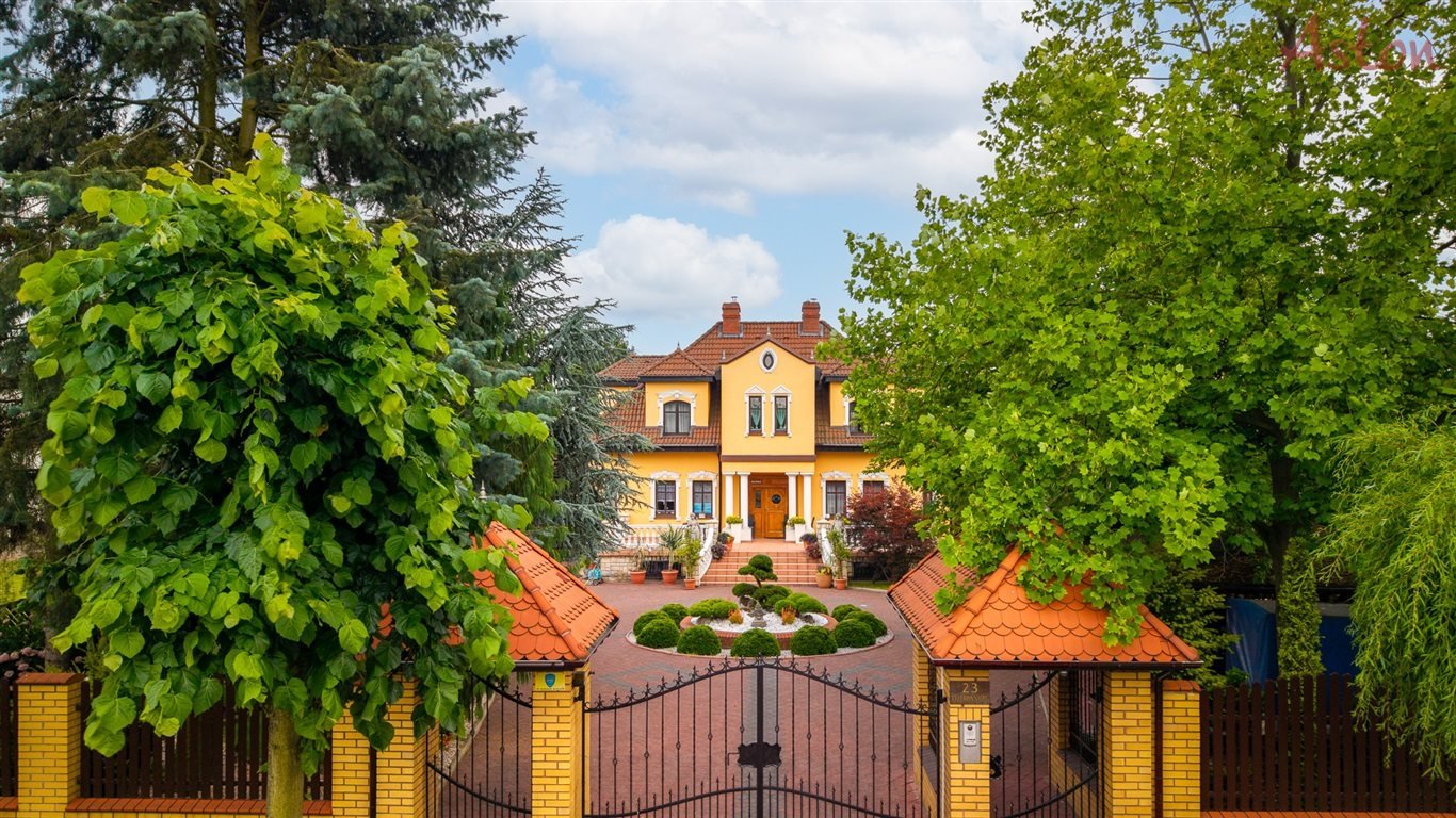 Ekskluzywna rezydencja 7 pokoi z wellness i garażem polecam! Tychy, Czułów  463m2 Foto 1