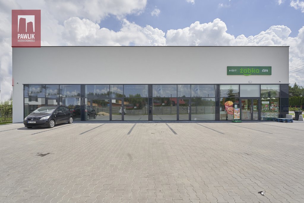 Nowoczesny lokal 99 m2 z dużymi witrynami i parkingiem Łódź, Górna  99m2 Foto 1