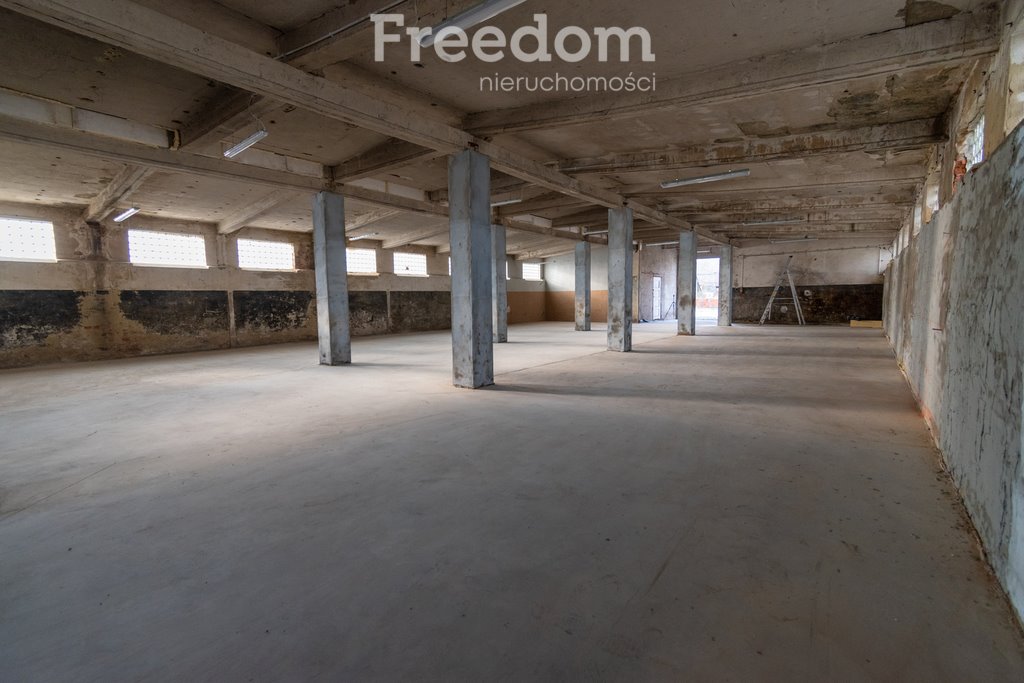 Lokal użytkowy na sprzedaż Przechód  526m2 Foto 9