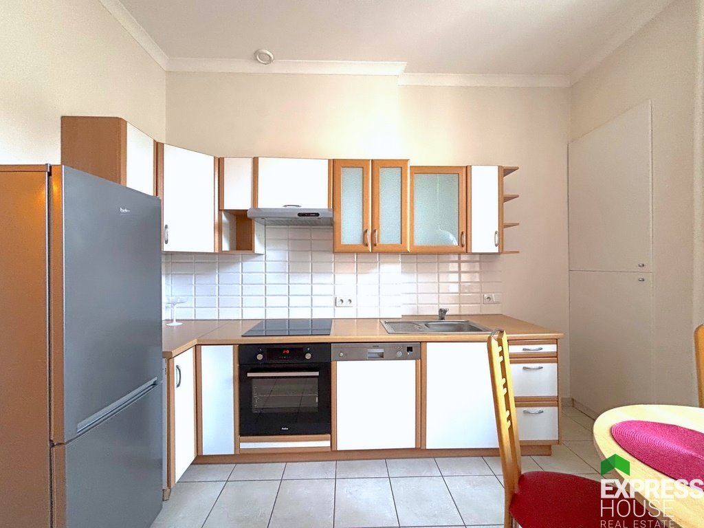 Przestronne mieszkanie 91 m² z balkonem w centrum Częstochowy Częstochowa, Śródmieście, Aleja Tadeusza Kościuszki  91m2 Foto 1