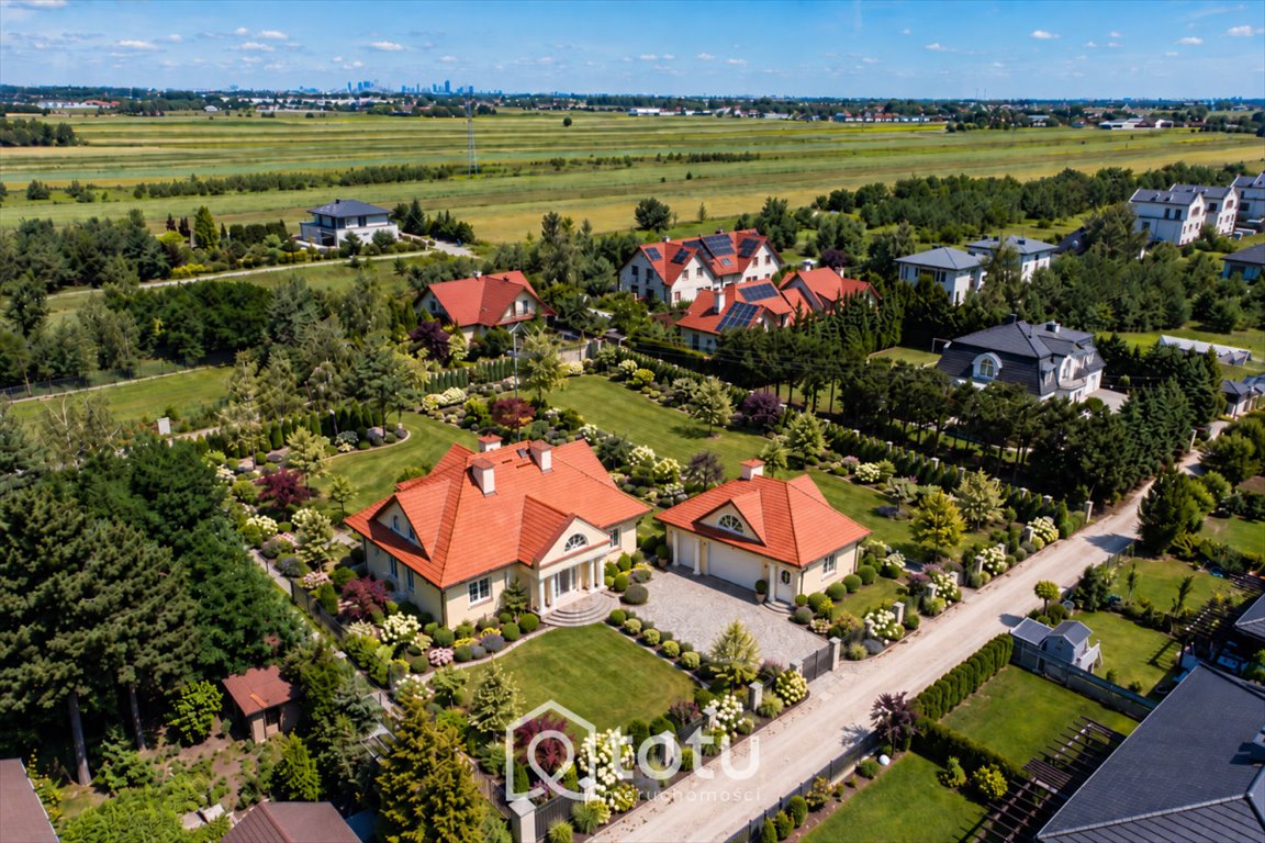 Dom w stylu polskiego dworku, 1642 m² działki - polecam! Lesznowola, Jeża  350m2 Foto 1
