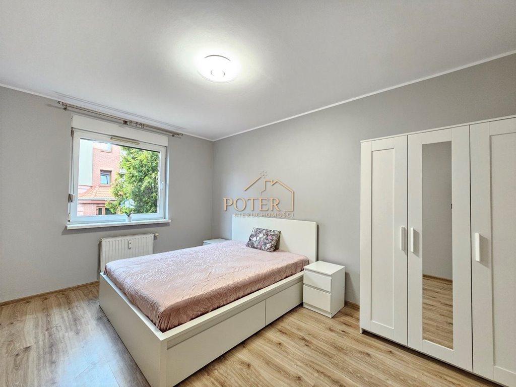 Przestronne 3 pokoje z dużym tarasem i garażem w Krzykach Wrocław, Krzyki, Ołtaszyn, Gen. Stanisława Maczka  74m2 Foto 1