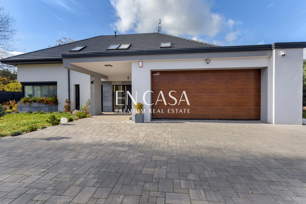 Nowoczesny dom 258 m² z ogrodem zimowym i garażem Ojrzanów, Szlachetna  258m2 Foto 1