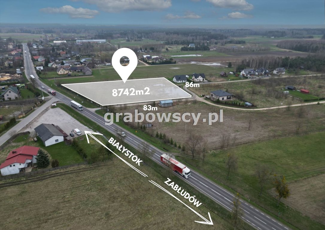 Działka inwestycyjna 8700 m² przy DK 19 z mediami i nowymi domami Zwierki  8 742m2 Foto 1