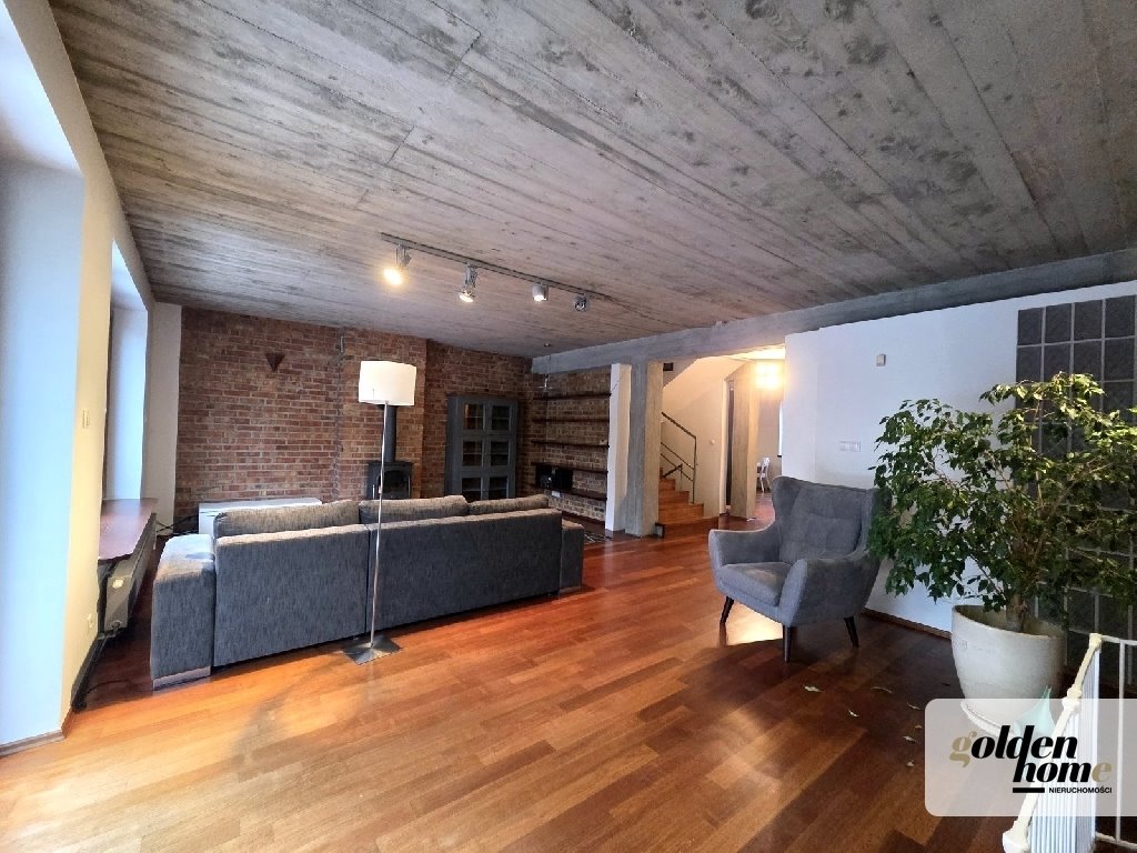 Wynajem domu 250 m² z industrialnym stylem i widokiem Poznań, Naramowice, Sarmacka  248m2 Foto 1