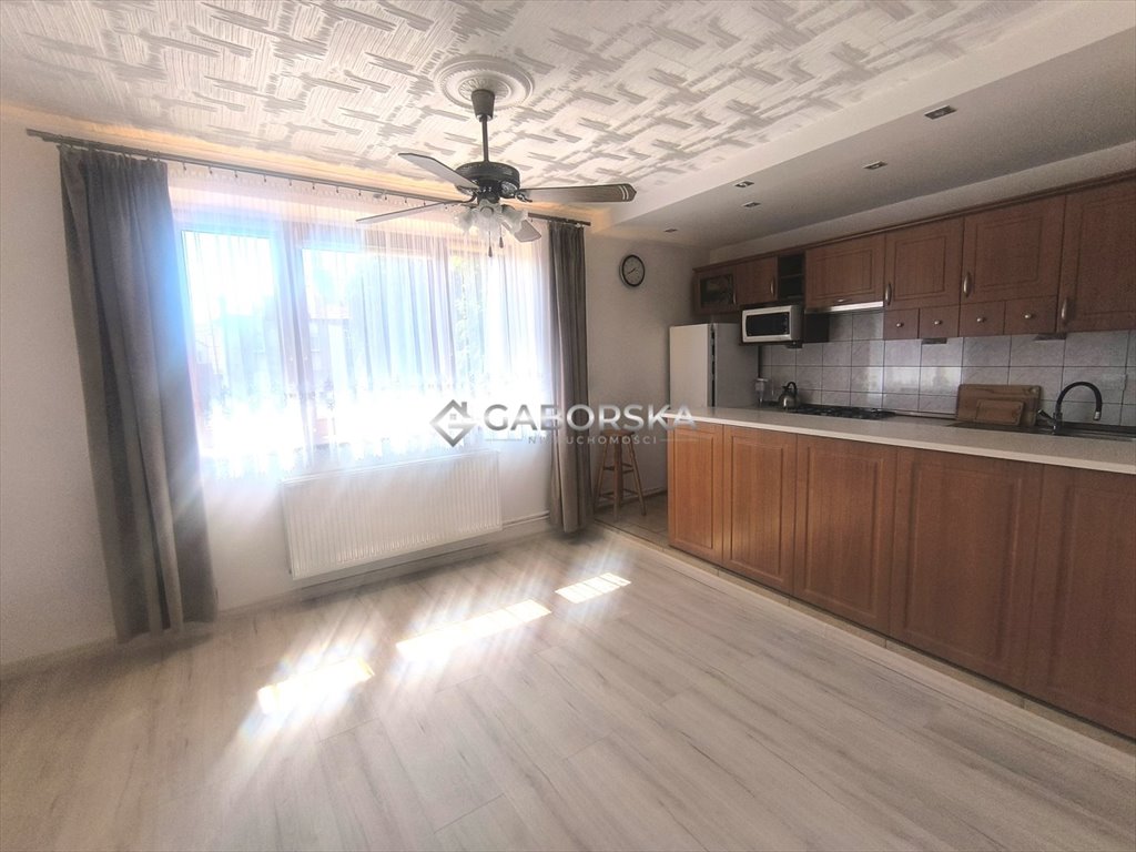 Na sprzedaż słoneczne 2-pokojowe mieszkanie 52 m² w Świebodzicach Świebodzice  52m2 Foto 1