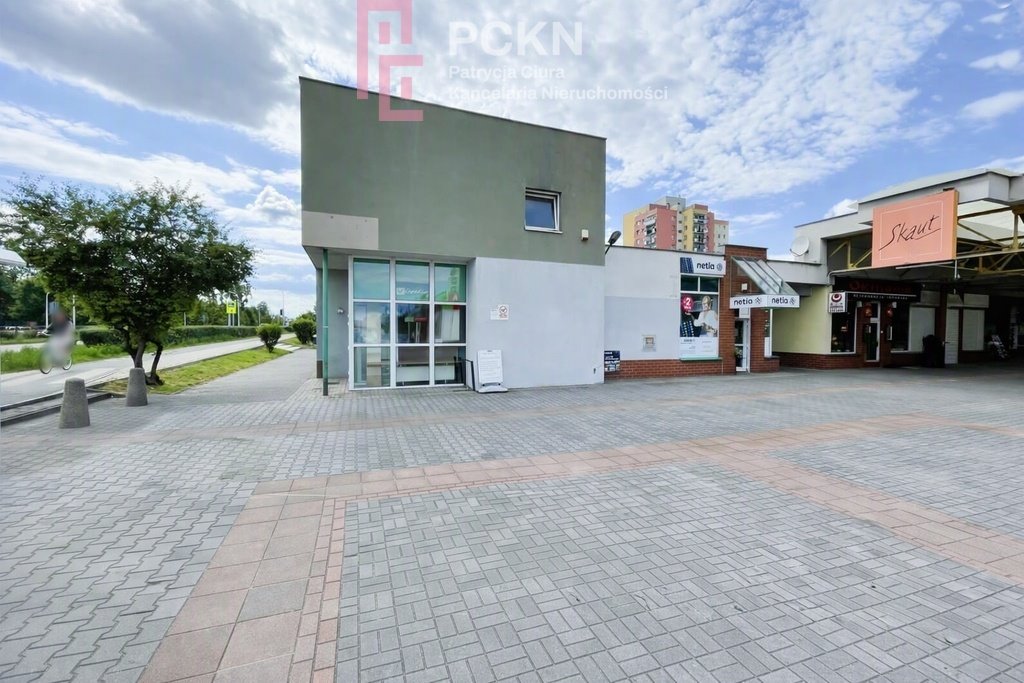 Lokal użytkowy 80,75 m² w Opolu (blisko sklepów i parkingu) Opole, Armii Krajowej  81m2 Foto 1