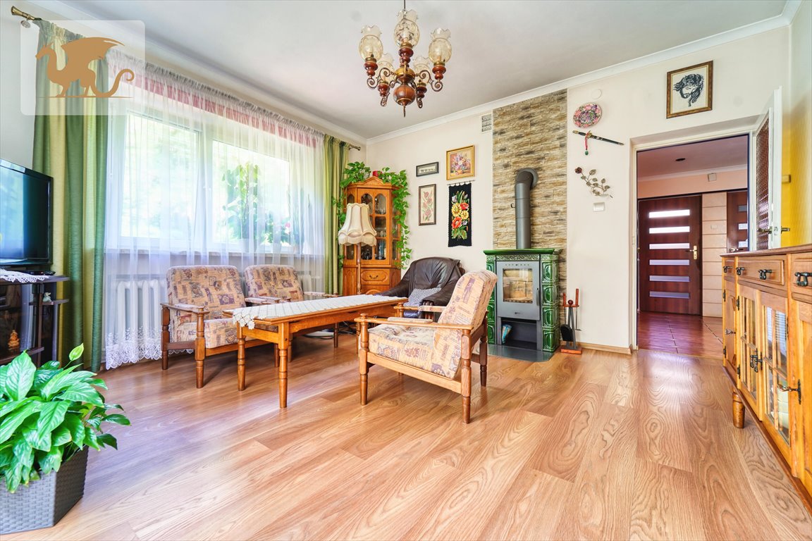 Solidny dom 153 m2 z potencjałem, garaż, 9 arów, Chrzanów Chrzanów, al. gen. Leopolda Okulickiego  154m2 Foto 1