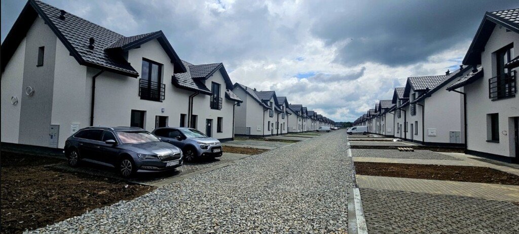 Nowoczesny dom bliźniak z ogrzewaniem podłogowym i 2 miejscami park. Rzeszów, Miejska  83m2 Foto 1