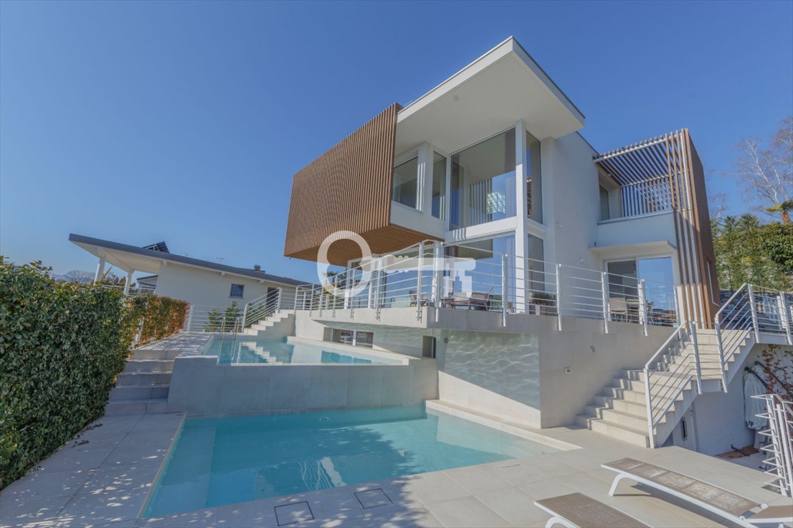 Polecam luksusową willę 424 m² z basenem i tarasem widokowym Włochy, Biganzolo, Verbania (Biganzolo)  424m2 Foto 1