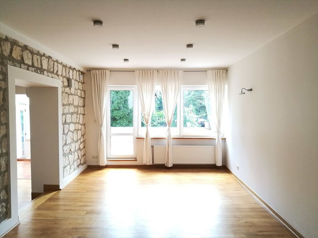 Przestronny dom z ogrodem zimowym i garażem na 2 auta Warszawa, Mokotów, Sadyba, Sadyba  300m2 Foto 1
