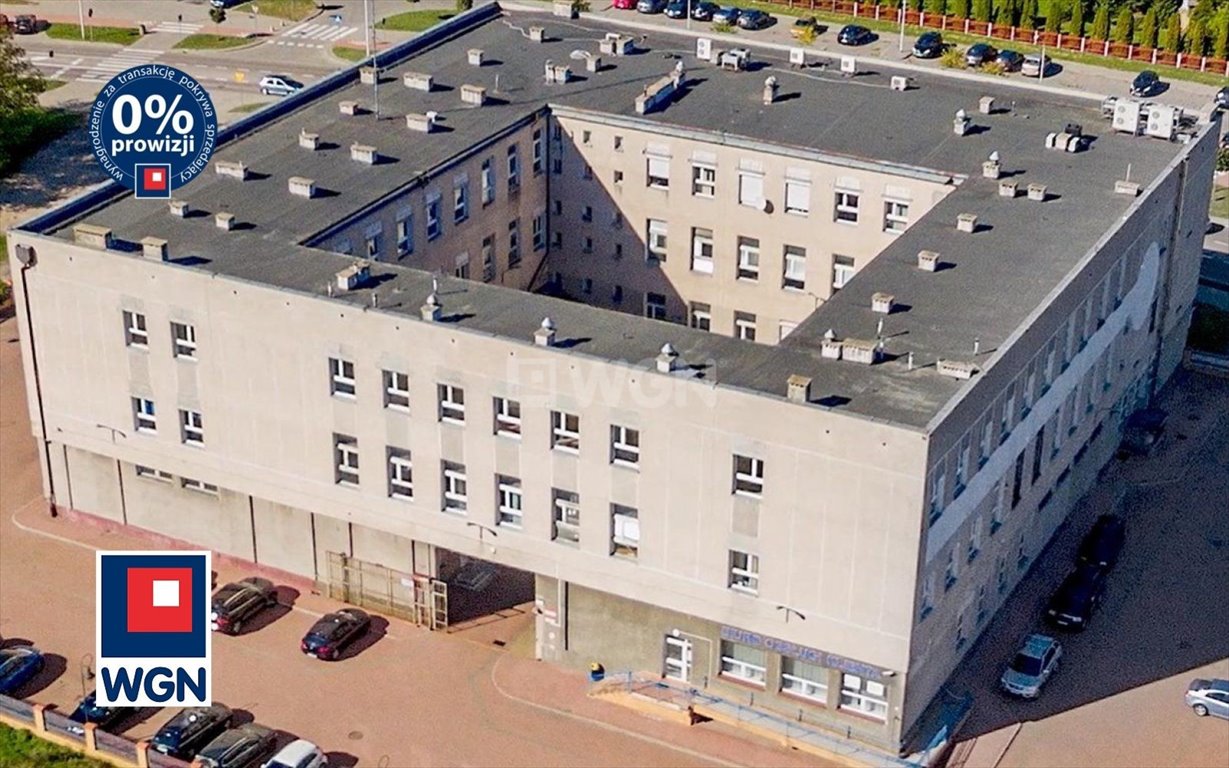 Budynek biurowy z usługami i mieszkaniami (5 440 m²) Suwałki, Pułaskiego  5 440m2 Foto 1