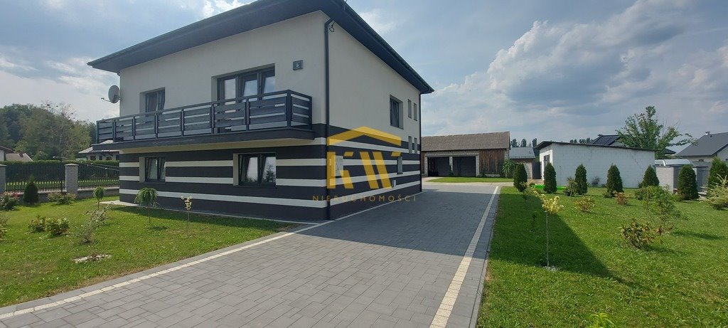 Dom 211 m2 na dużej działce z halą i potencjałem inwestycyjnym Radom, Rajec Poduchowny  211m2 Foto 1