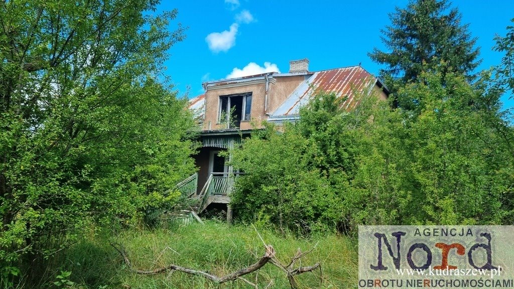 Siedlisko 4,84 ha - dom do remontu - cisza i natura Lipsk  126m2 Foto 1