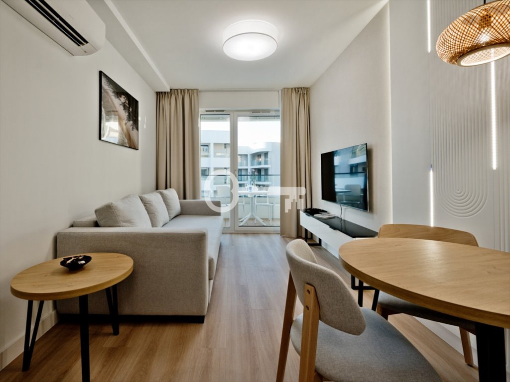 Apartament z ogródkiem w luksusowym kompleksie 4* w Juracie Jurata, Wojska Polskiego  48m2 Foto 1