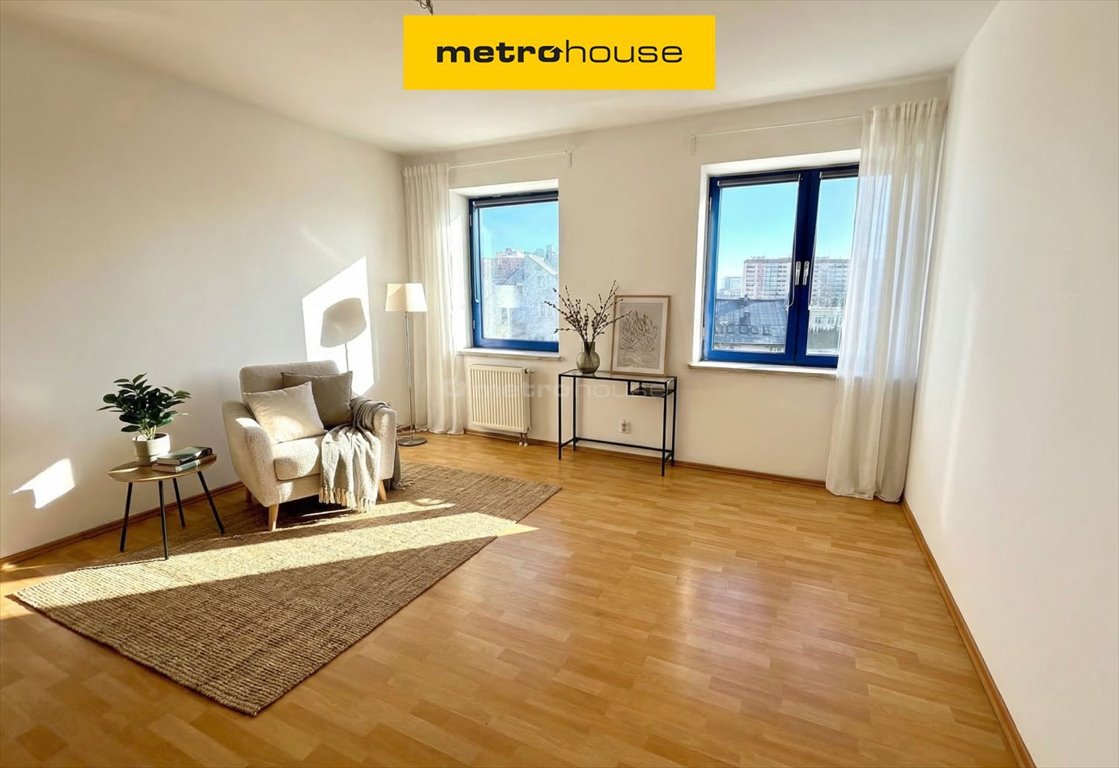 Przestronne 3-pokojowe mieszkanie w centrum Kielc z dużym potencjałem Kielce, Centrum, Starodomaszowska  80m2 Foto 1