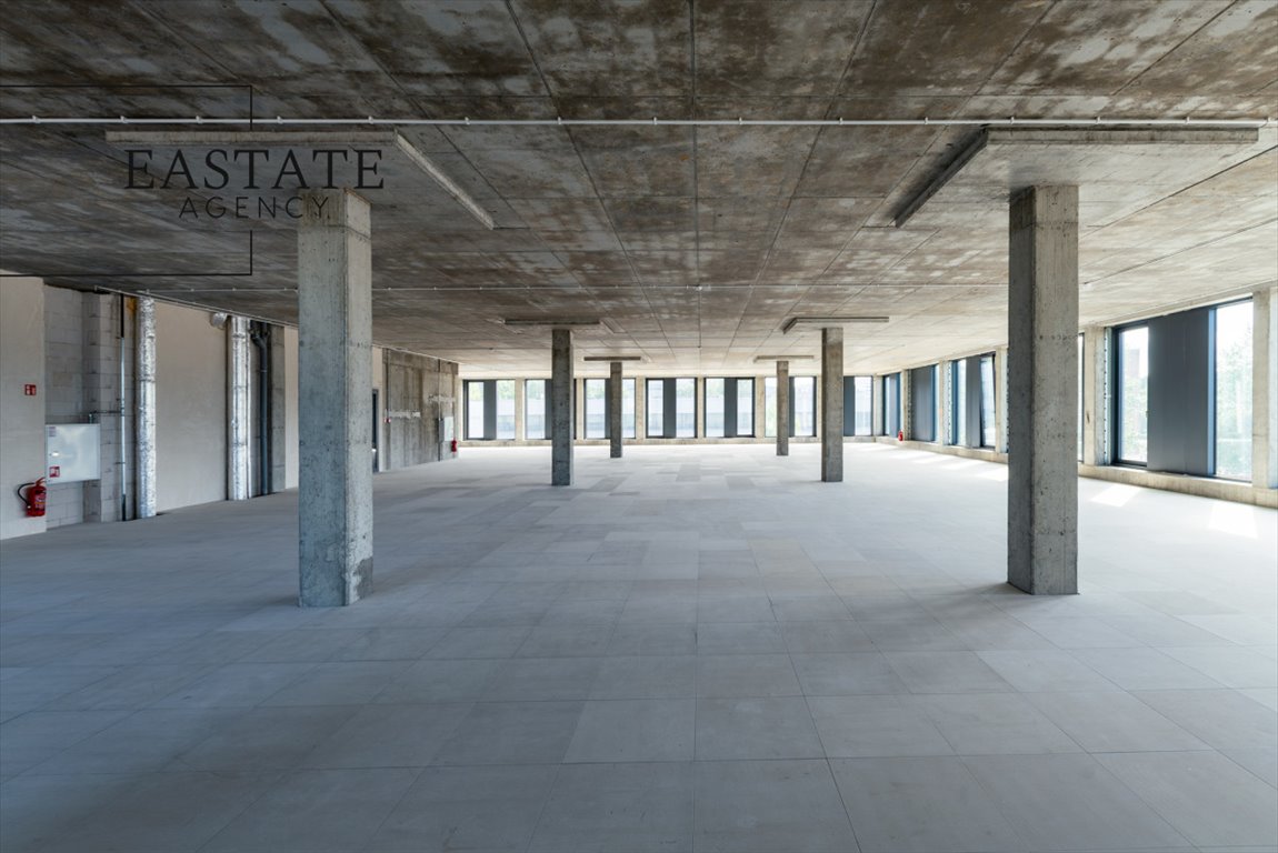 Nowoczesny lokal 629 m2 z dużą witryną i technologiami Gdynia, Chylonia, Hutnicza  629m2 Foto 1