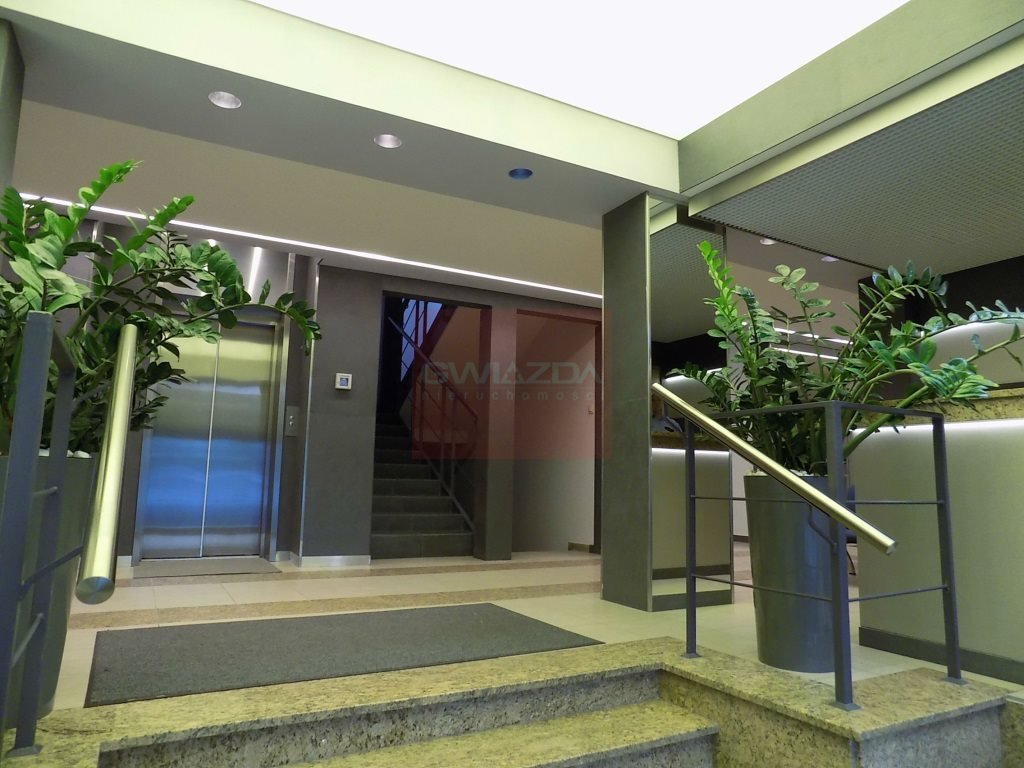 Nowoczesne biuro 51 m2 w centrum Warszawy z klimatyzacją Warszawa, Śródmieście, Powiśle  51m2 Foto 1