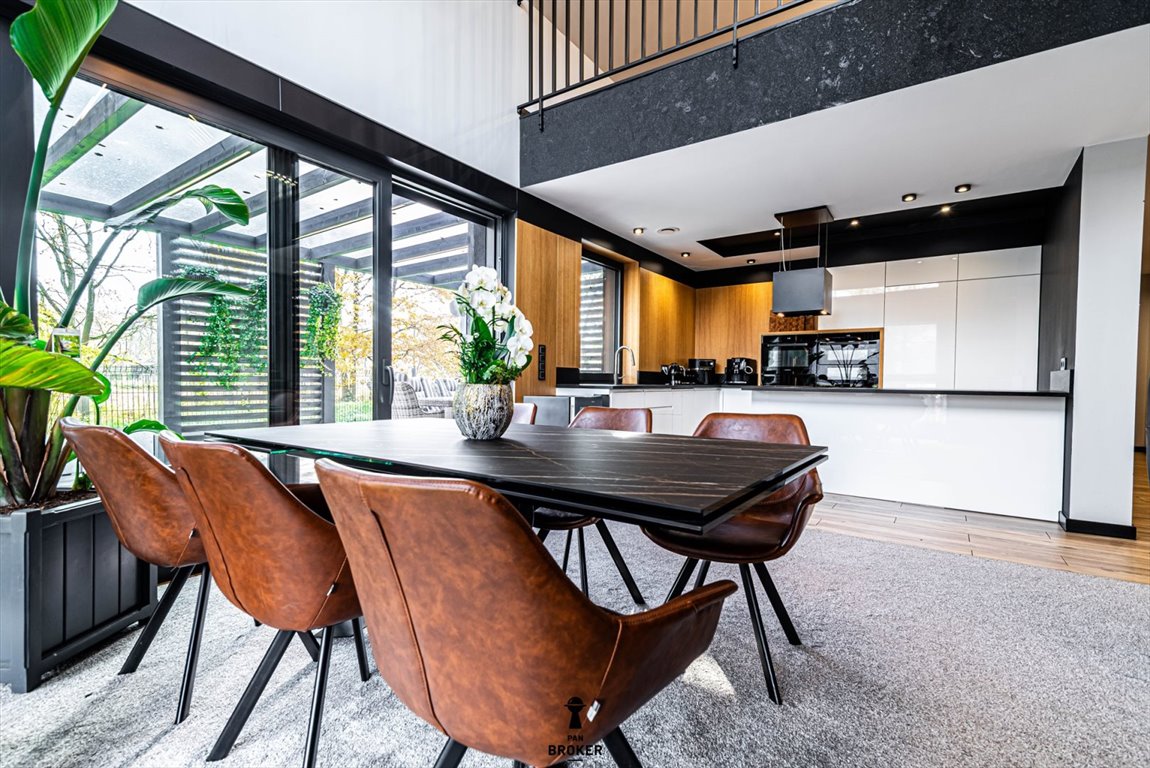 Ekskluzywny dom 186 m² z pełnym wyposażeniem, ogród 12 arów Kaszów  186m2 Foto 1