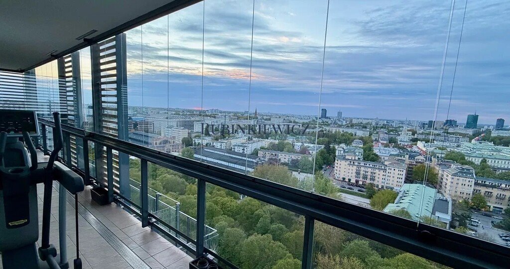 Luksusowy apartament 142 m² z panoramicznym widokiem i werandą Warszawa, Śródmieście, Grzybowska  142m2 Foto 1