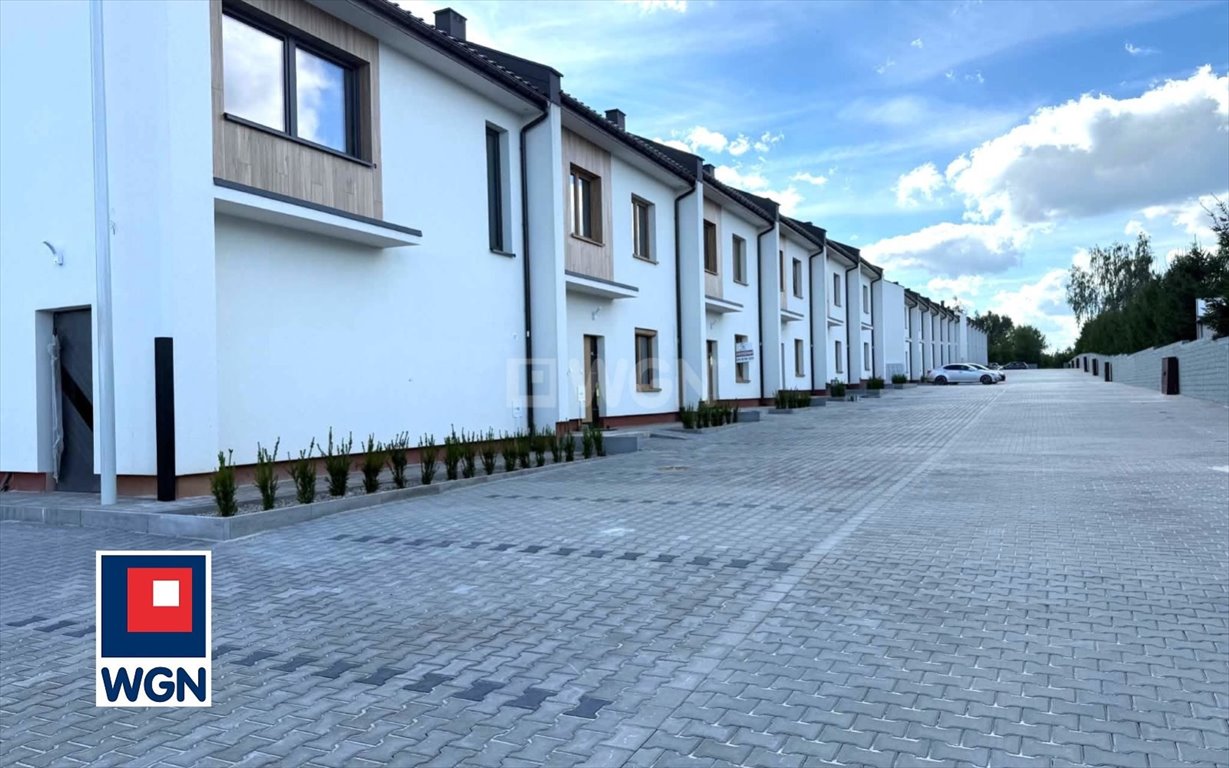 Sprzedam nowoczesne mieszkanie 75,69 m² z poddaszem i parkingiem Częstochowa, Północ, Makuszyńskiego  76m2 Foto 1