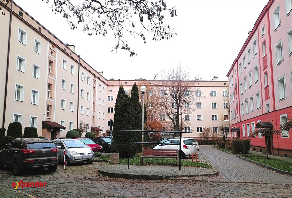 Przestronne 86m² z 2 balkonami i dużą piwnicą - polecam! Częstochowa, Słowackiego  86m2 Foto 1