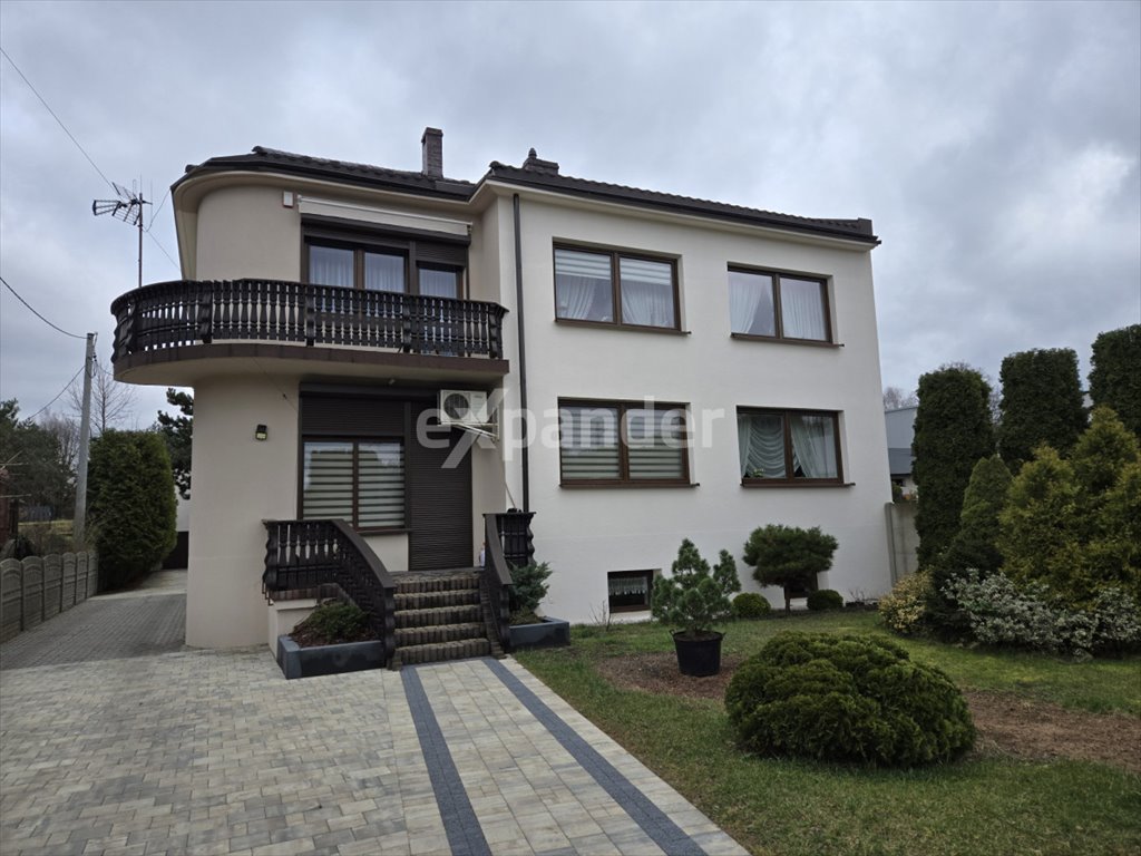 Kamienica Polska: 220 m² z garażami i sklepem Kamienica Polska  220m2 Foto 1