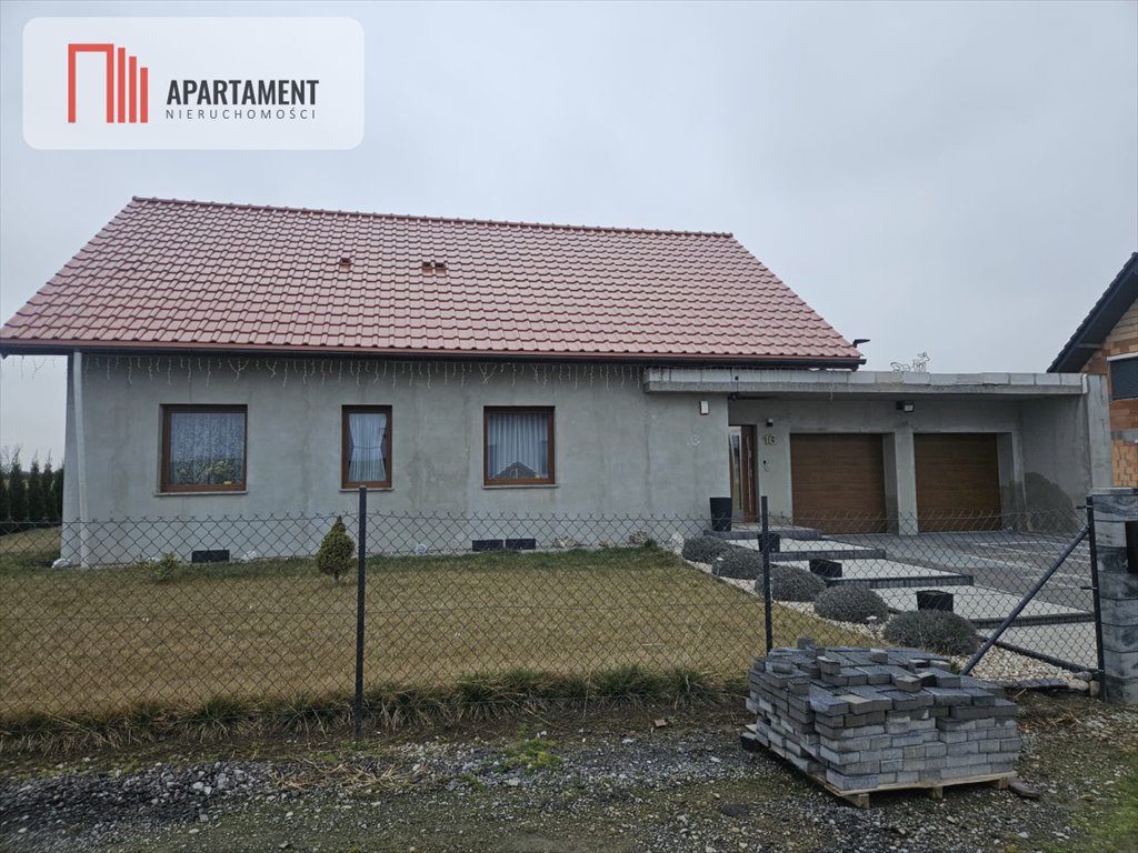 Przestronny dom 220 m² z garażem i możliwością aranżacji poddasza Ciechów  220m2 Foto 1