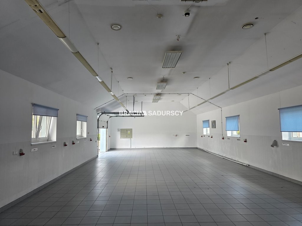 Hala magazynowa 143 m² z biurem, dostępna od zaraz Kraków, Swoszowice, Swoszowice, Wróblowicka  143m2 Foto 1