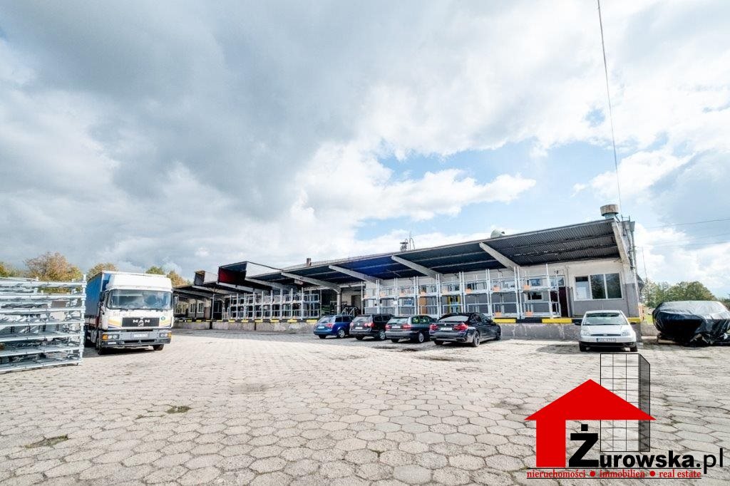 Hale produkcyjne i magazynowe 1000 m2 z rampami - Toszek Toszek  1 000m2 Foto 1