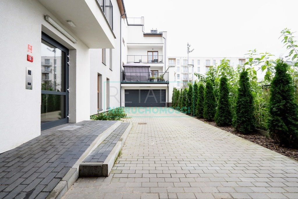 Lokal 97 m2 w centrum Żyrardowa, stan deweloperski Żyrardów  97m2 Foto 1