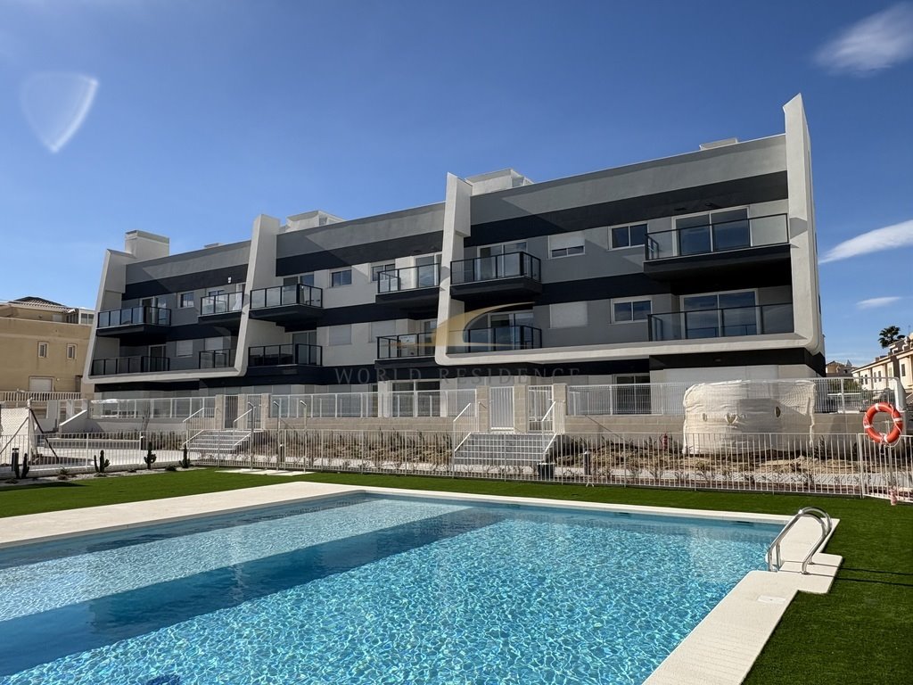 Nowy apartament z tarasem i basenami w Gran Alacant Hiszpania, Gran Alacant  71m2 Foto 1