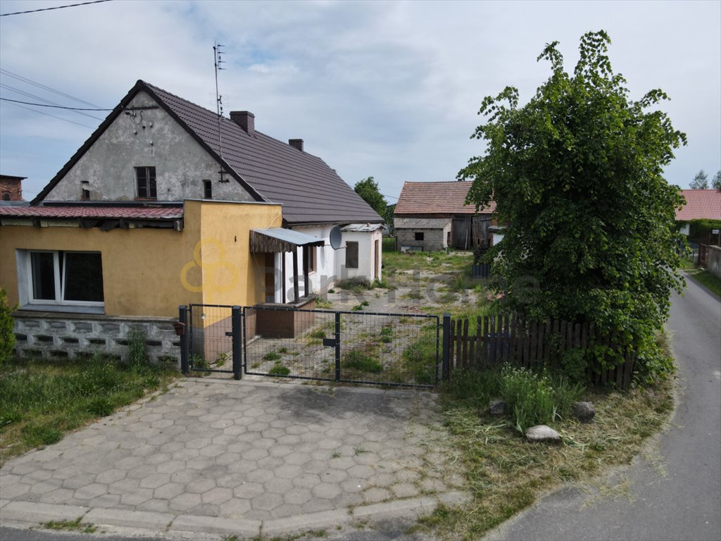 Zapraszam do dużego domu 215 m² z potencjałem do remontu Czarnoborsko  215m2 Foto 1