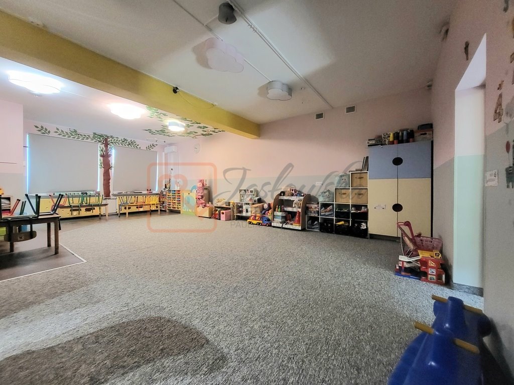 Lokal użytkowy na sprzedaż Rzeszów  276m2 Foto 1