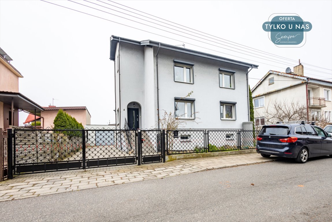 Przestronny dom 187 m² z garażem, idealny dla rodzin Turek, Malinowa  188m2 Foto 1