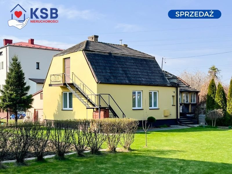 Przytulny dom z potencjałem, ogrzewanie gazowe, działka 582 m2 Ostrowiec Świętokrzyski, Łączna  68m2 Foto 1